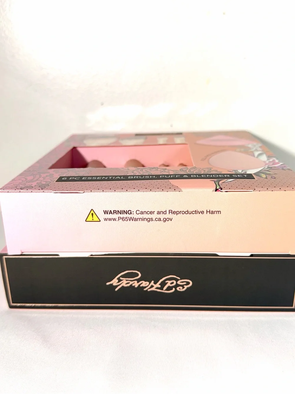Ed Hardy 6-Piece Makeup Brush, Puff & Blender Set Brand New